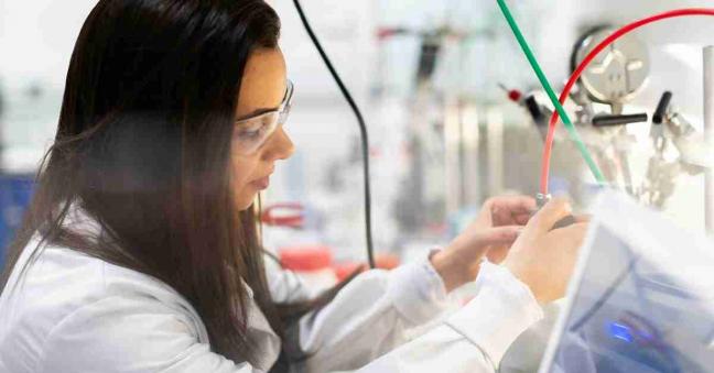 Promoting Diversity In STEM Online